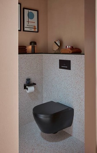 Nástěnná splachovací toaleta Villeroy & Boch Subway 2.0, bez okraje, s DirectFlush, Ebony CeramicPlus 5614R0S5