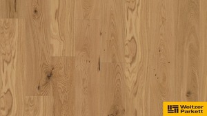 Dřevěná olejovaná podlaha o rozměru 180x17,5 cm v dekoru Oak Rustic ze série Weitzer Plank 1800. Systém instalace pomocí click systému. Podlaha je kartáčovaná s V-drážkou