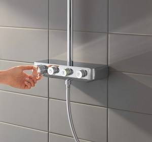 Sprchový systém Grohe Euphoria SmartControl System s termostatickou baterií chrom 26508000