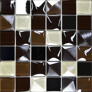 Skleněná Mozaika v béžové barvě o rozměru 30x30 cm a tloušťce 8 mm v metalickém designu s povrchem v provedení lesk/mat. Základní prvek ve tvaru čtverce o rozměru 5x5 cm